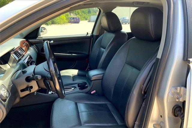 2014 Chevrolet Impala Vehicle Photo in KANSAS CITY, MO 64114-4545