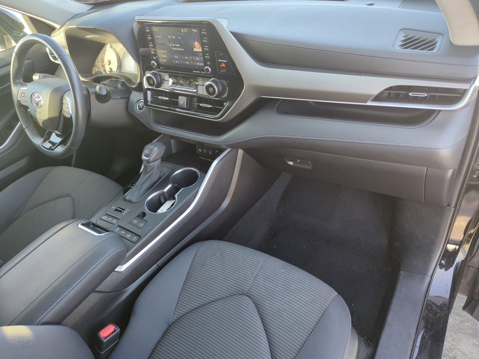 2021 Toyota Highlander Vehicle Photo in Ft. Myers, FL 33907