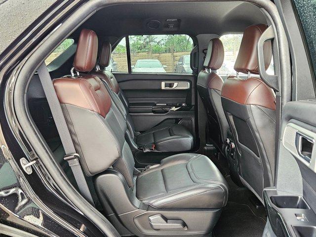 2023 Ford Explorer Vehicle Photo in San Antonio, TX 78230