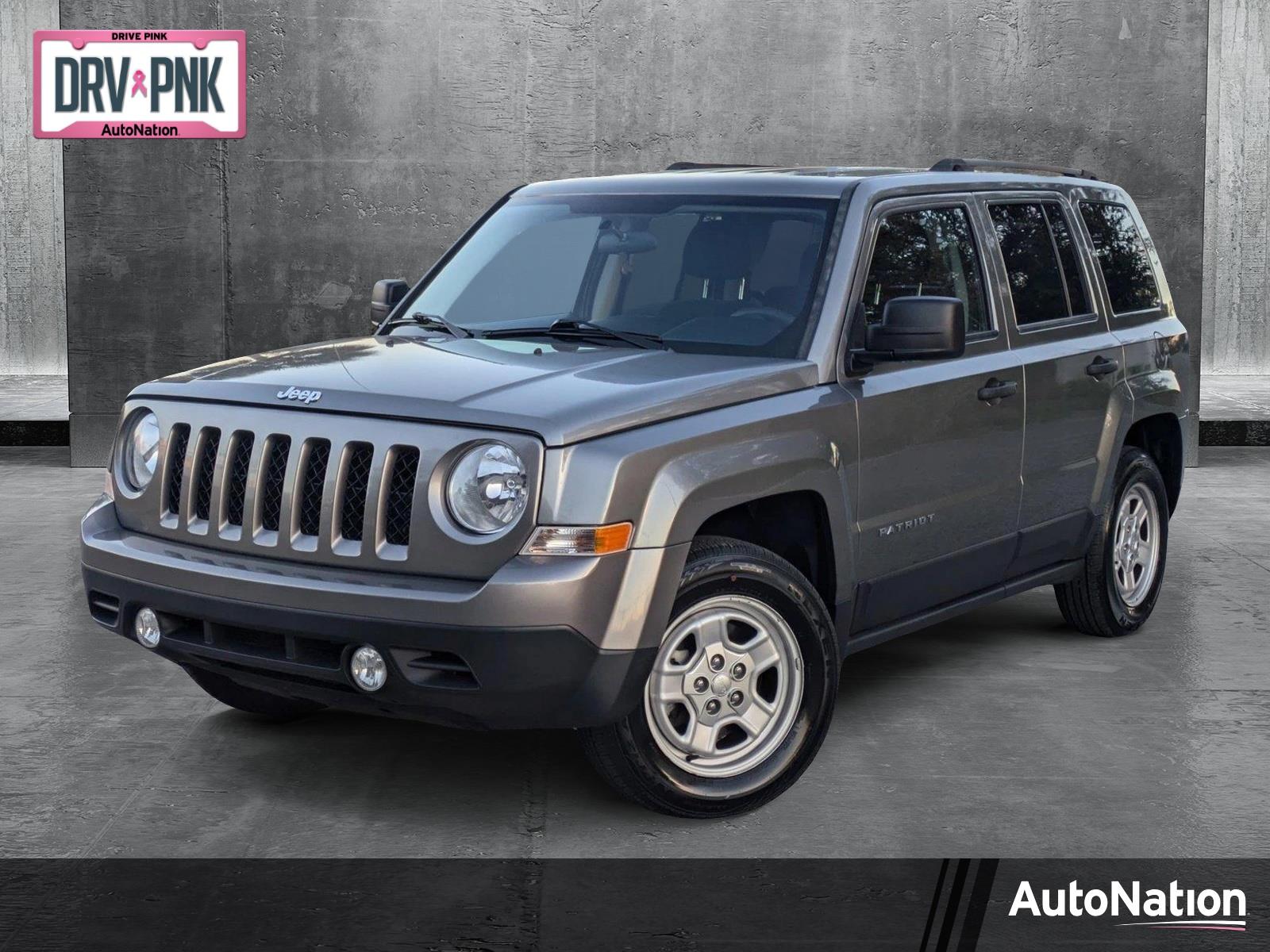 2014 Jeep Patriot Vehicle Photo in Sarasota, FL 34231