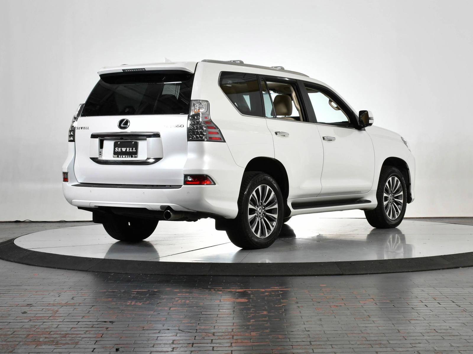 2023 Lexus GX 460 Vehicle Photo in DALLAS, TX 75235