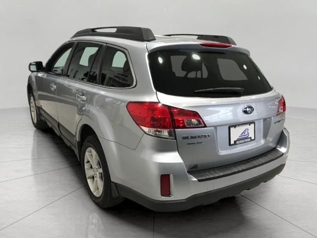 2013 Subaru Outback Vehicle Photo in GREEN BAY, WI 54303-3330