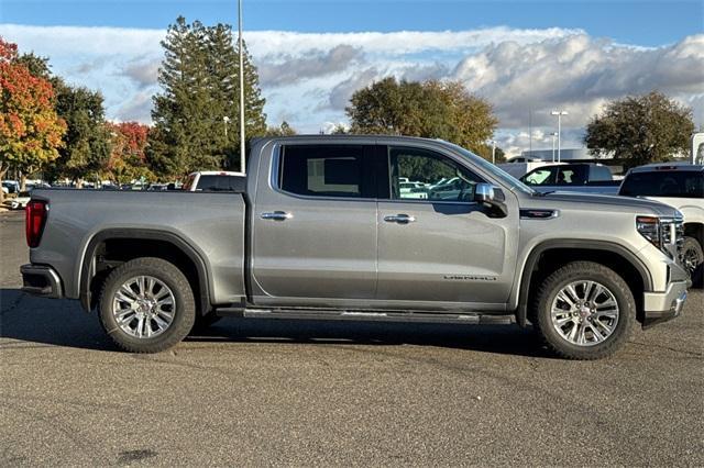 2025 GMC Sierra 1500 Vehicle Photo in ELK GROVE, CA 95757-8703