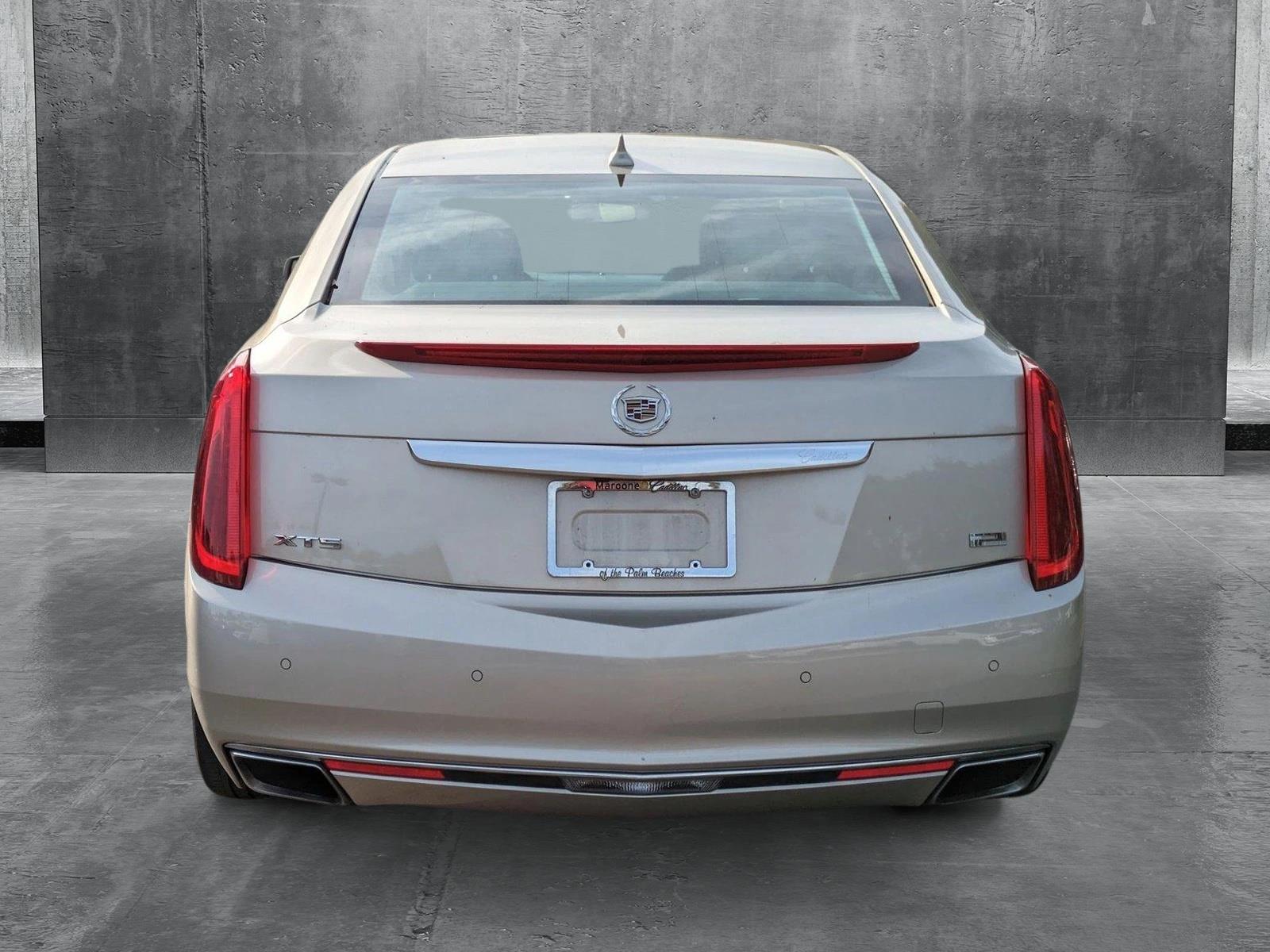 2013 Cadillac XTS Vehicle Photo in WEST PALM BEACH, FL 33407-3296