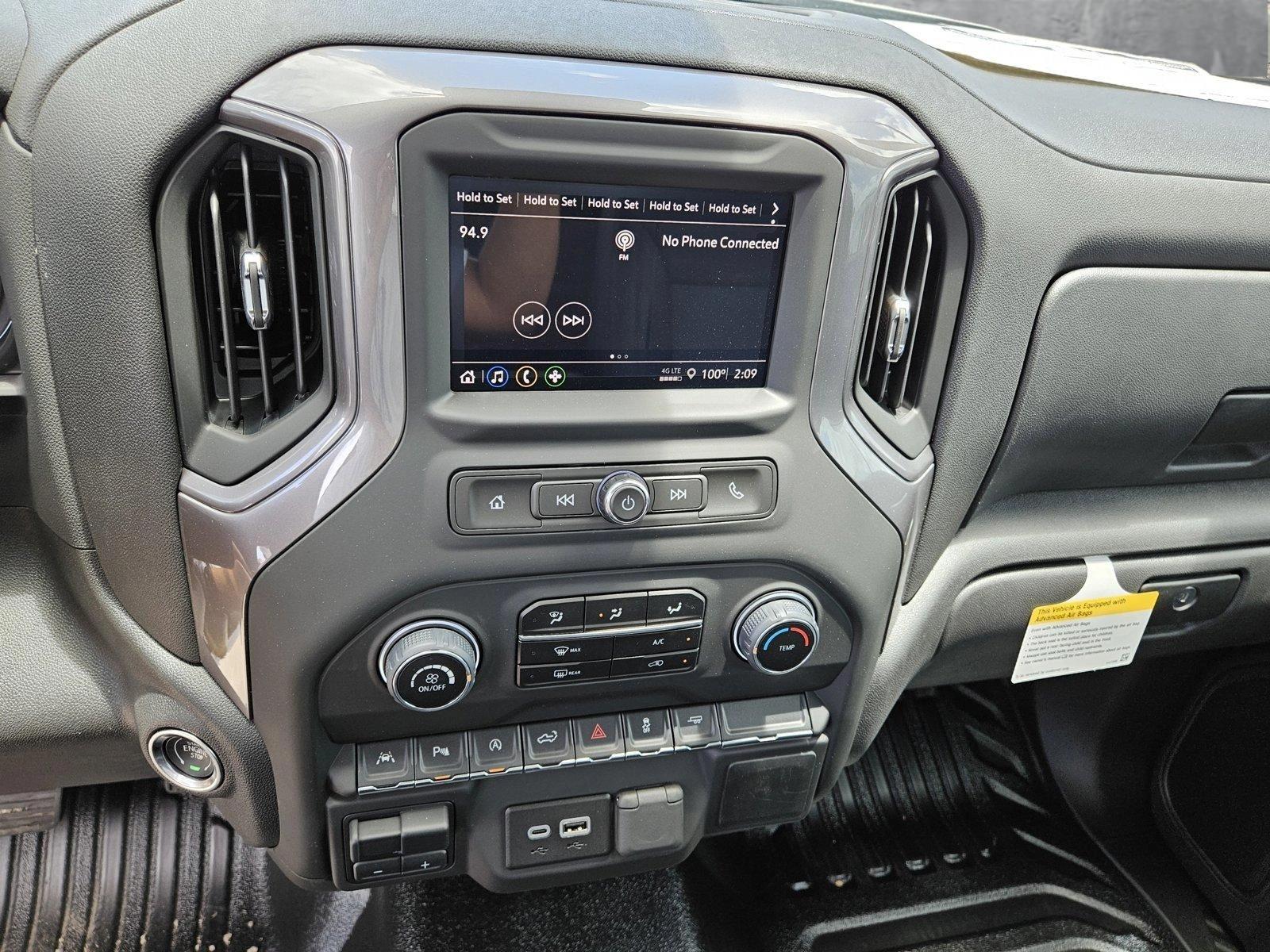 2024 Chevrolet Silverado 1500 Vehicle Photo in CORPUS CHRISTI, TX 78416-1100