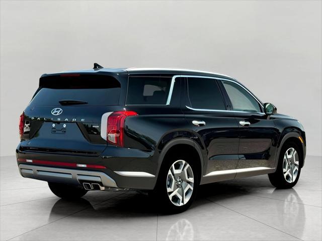 2025 Hyundai PALISADE Vehicle Photo in Green Bay, WI 54304