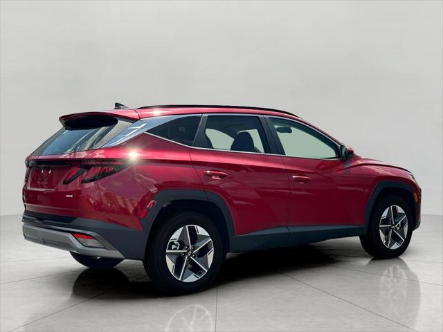 2025 Hyundai TUCSON Vehicle Photo in Green Bay, WI 54304