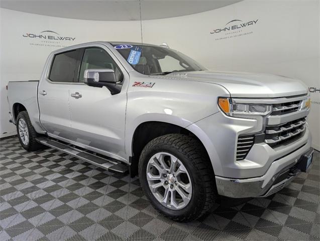 2022 Chevrolet Silverado 1500 Vehicle Photo in ENGLEWOOD, CO 80113-6708