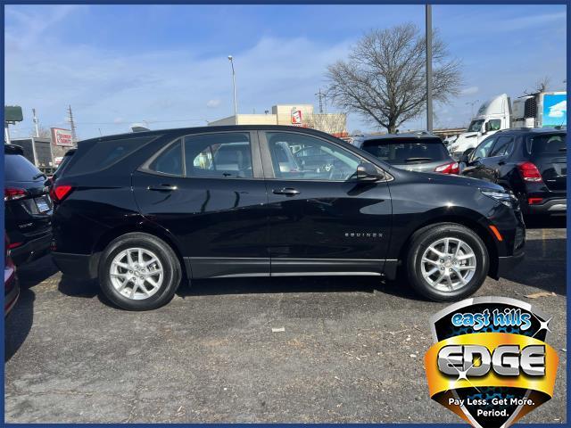 Certified 2022 Chevrolet Equinox LS with VIN 2GNAXHEV1N6136176 for sale in Freeport, NY