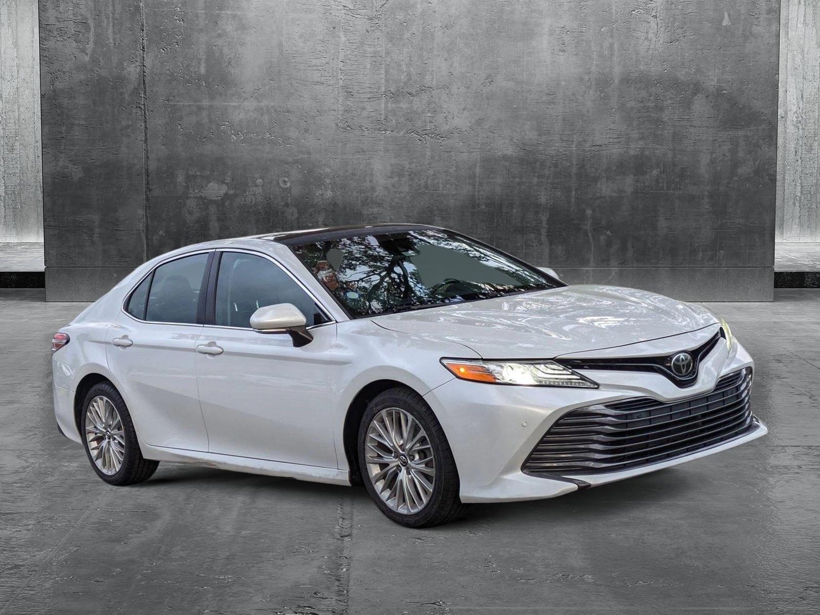 2018 Toyota Camry Vehicle Photo in WEST PALM BEACH, FL 33407-3296