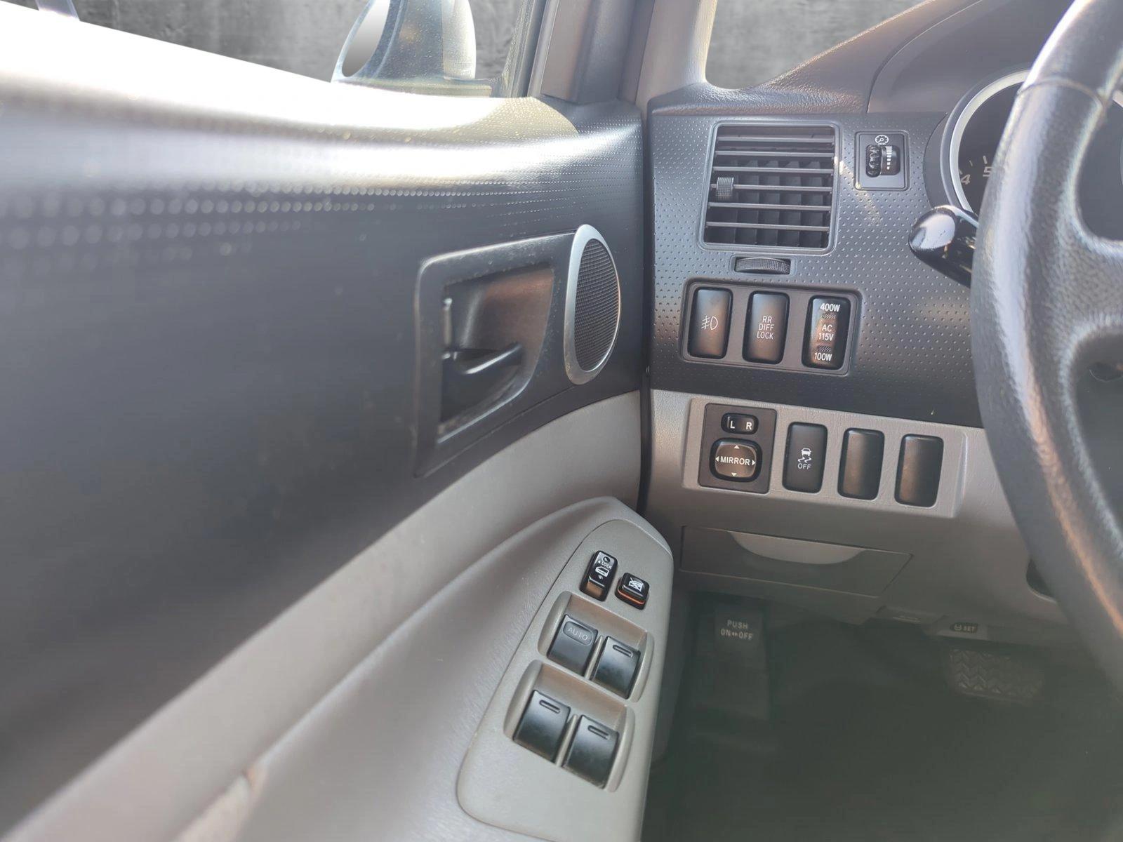 2011 Toyota Tacoma Vehicle Photo in Memphis, TN 38125