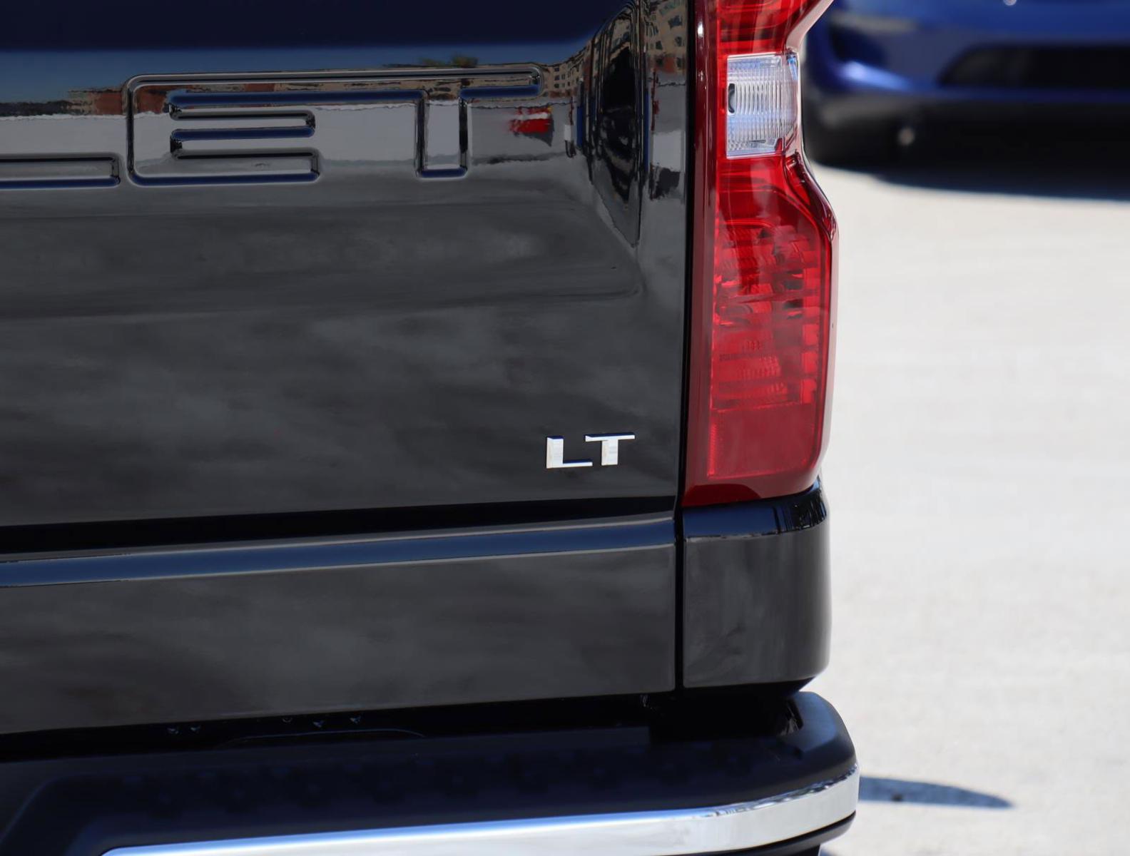 2025 Chevrolet Silverado 1500 Vehicle Photo in LOS ANGELES, CA 90007-3794