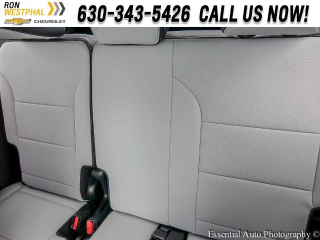 2025 Chevrolet Traverse Vehicle Photo in AURORA, IL 60503-9326