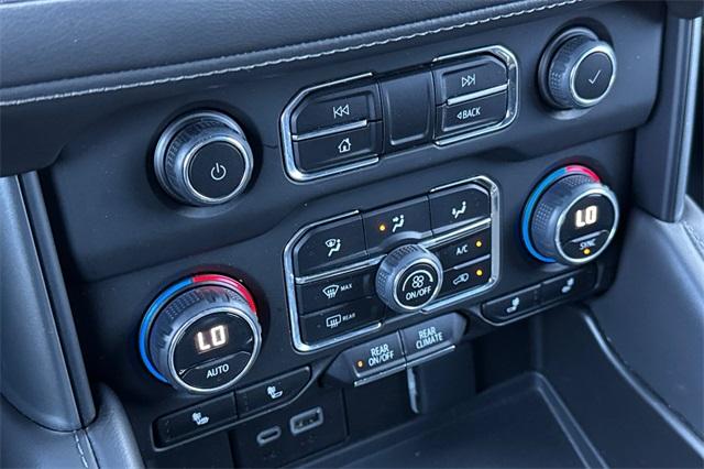 2023 Chevrolet Suburban Vehicle Photo in ELK GROVE, CA 95757-8703