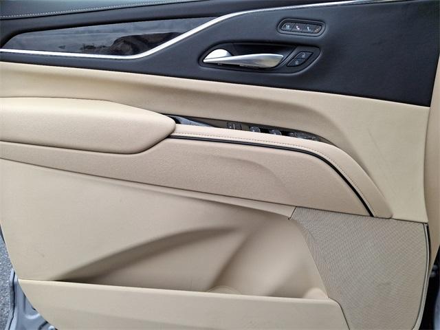 2024 Cadillac Escalade Vehicle Photo in ALLENTOWN, PA 18103-7399