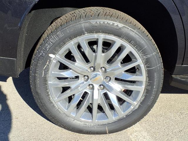 2025 Chevrolet Tahoe Vehicle Photo in Denton, TX 76205