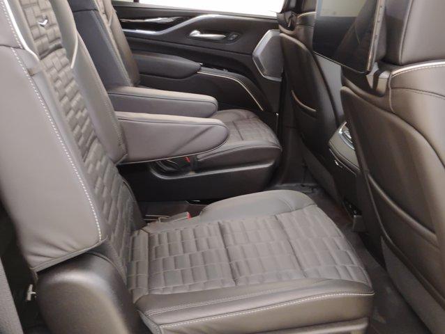 2024 Cadillac Escalade Vehicle Photo in PINEVILLE, NC 28134-8495
