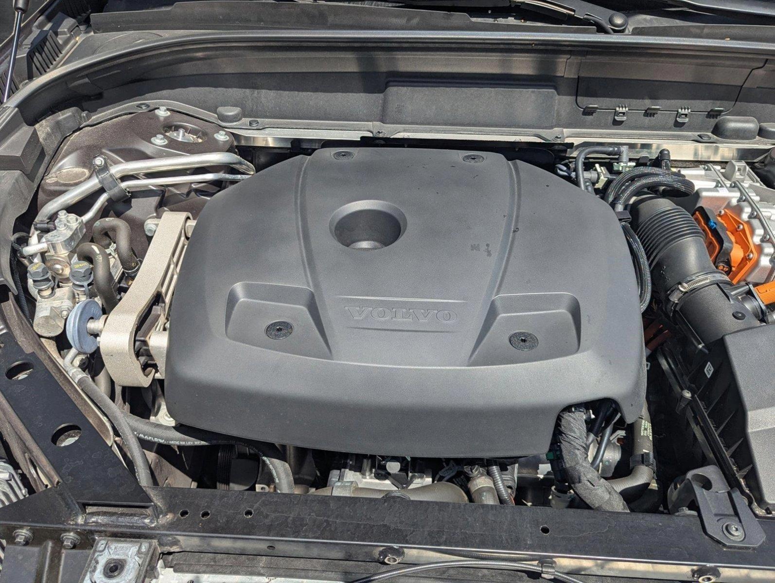 2022 Volvo XC60 Recharge Plug-In Hybrid Vehicle Photo in Delray Beach, FL 33444