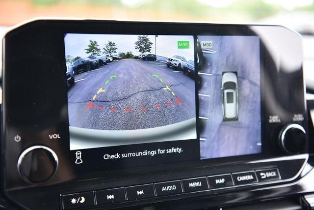 2023 Nissan Pathfinder Vehicle Photo in Ballwin, MO 63011