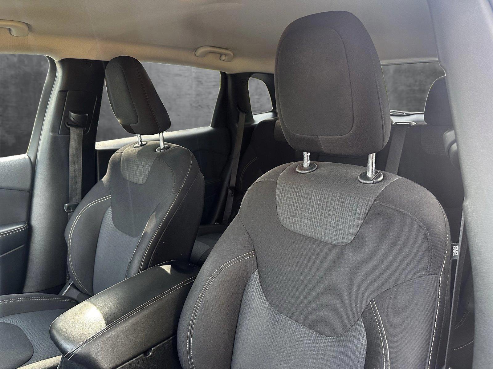 2016 Jeep Cherokee Vehicle Photo in Hollywood, FL 33021