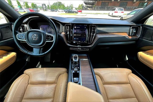 2022 Volvo XC60 Vehicle Photo in Houston, TX 77007
