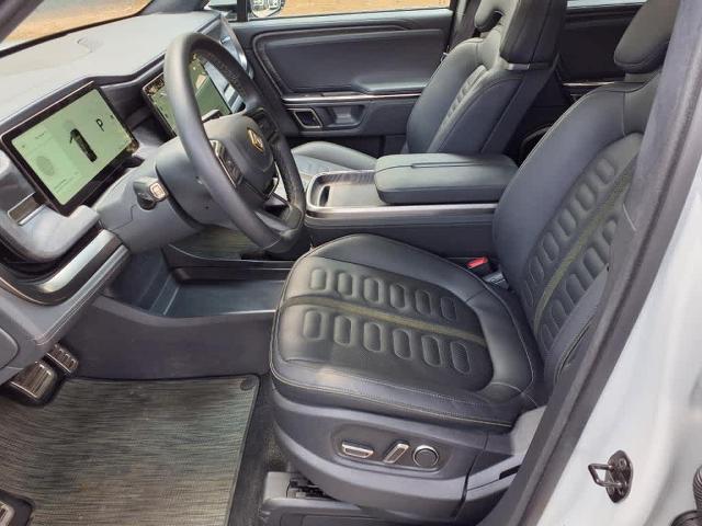 2023 Rivian R1S Vehicle Photo in San Antonio, TX 78230-1001
