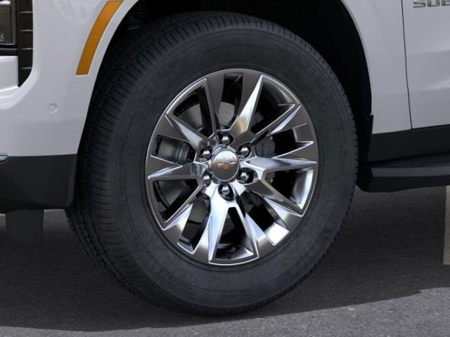 2025 Chevrolet Suburban Vehicle Photo in BETHLEHEM, PA 18017-9401