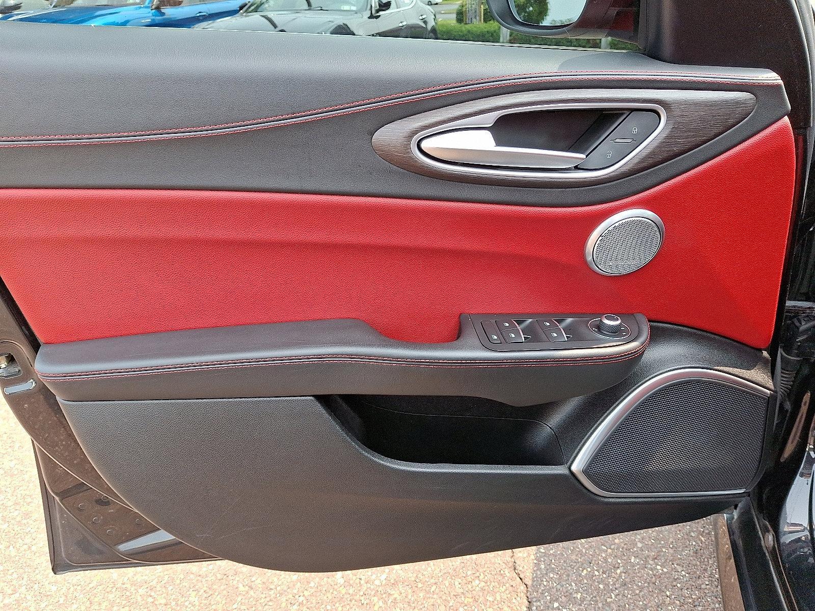 2018 Alfa Romeo Giulia Vehicle Photo in Willow Grove, PA 19090