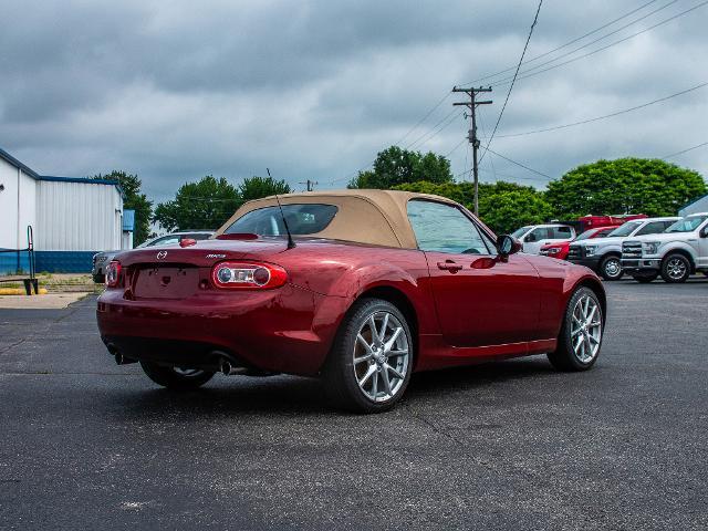 2010 Mazda MX-5 Miata Vehicle Photo in MADISON, IN 47250-1611