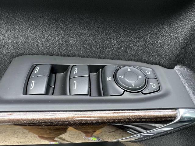 2021 Chevrolet Silverado 1500 Vehicle Photo in Roslyn, NY 11576