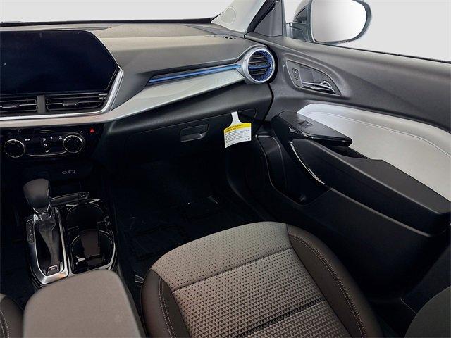 2025 Chevrolet Trax Vehicle Photo in PUYALLUP, WA 98371-4149