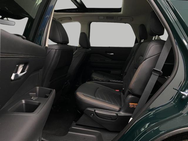 2025 Nissan Pathfinder Vehicle Photo in Appleton, WI 54913