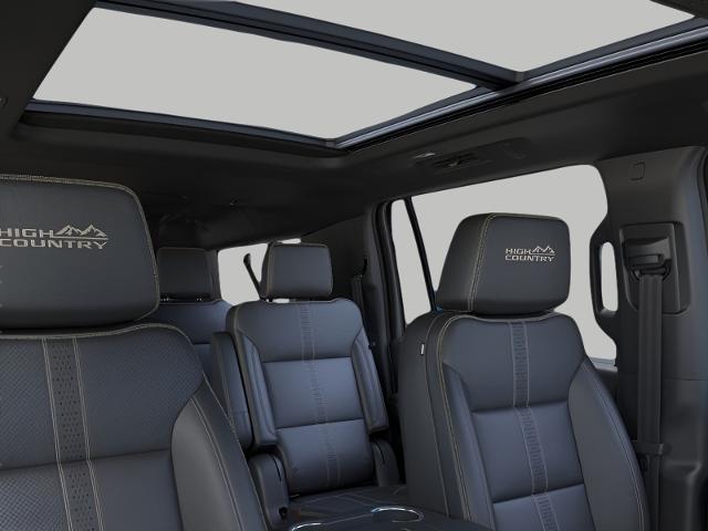 2025 Chevrolet Suburban Vehicle Photo in MANITOWOC, WI 54220-5838