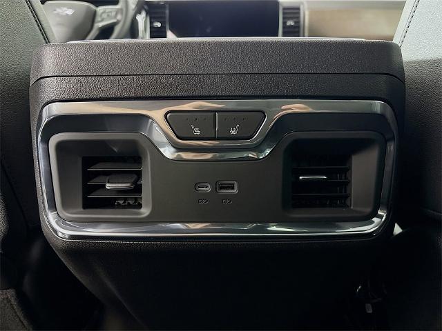 2025 Chevrolet Silverado 3500 HD Vehicle Photo in PUYALLUP, WA 98371-4149