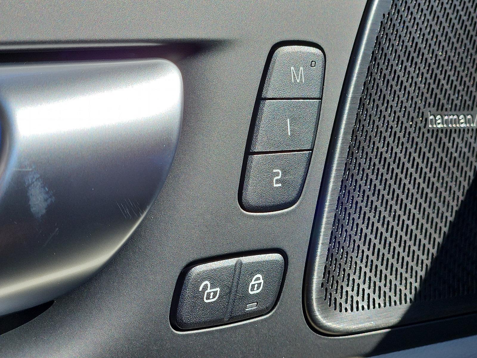 2026 Volvo XC60 Vehicle Photo in Trevose, PA 19053