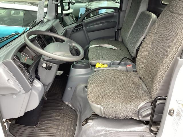 2019 Chevrolet Low Cab Forward 4500 Vehicle Photo in PUYALLUP, WA 98371-4149
