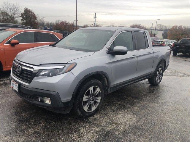 Used 2017 Honda Ridgeline RTL with VIN 5FPYK3F53HB013654 for sale in Akron, OH