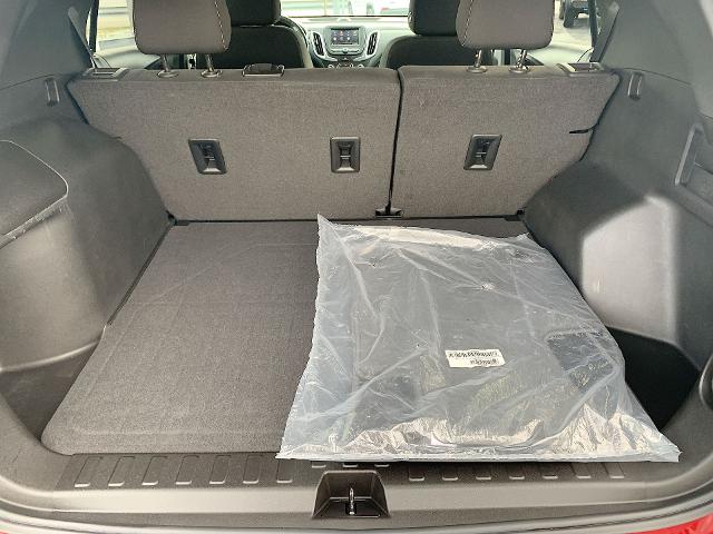 2021 Chevrolet Equinox Vehicle Photo in MOON TOWNSHIP, PA 15108-2571