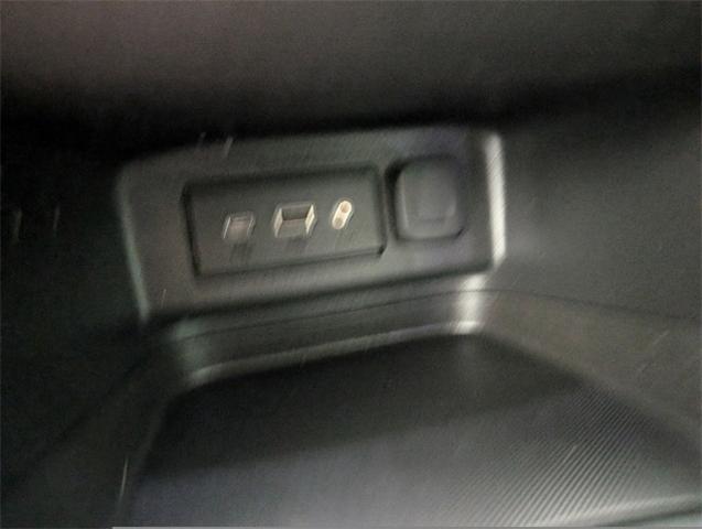 2019 Chevrolet Equinox Vehicle Photo in ENGLEWOOD, CO 80113-6708