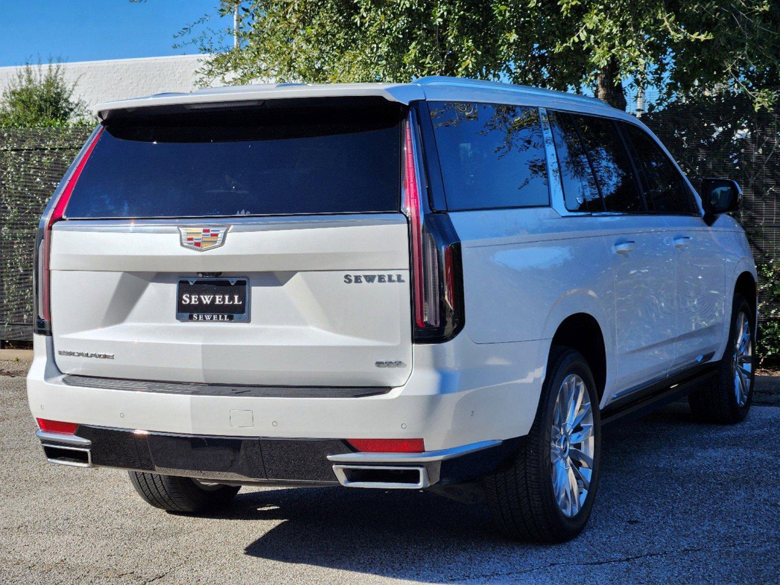 2022 Cadillac Escalade ESV Vehicle Photo in HOUSTON, TX 77079