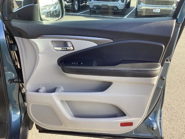 2022 Honda Pilot Vehicle Photo in Gardner, MA 01440