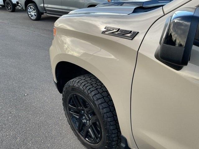 2023 Chevrolet Silverado 1500 Vehicle Photo in ENGLEWOOD, CO 80113-6708