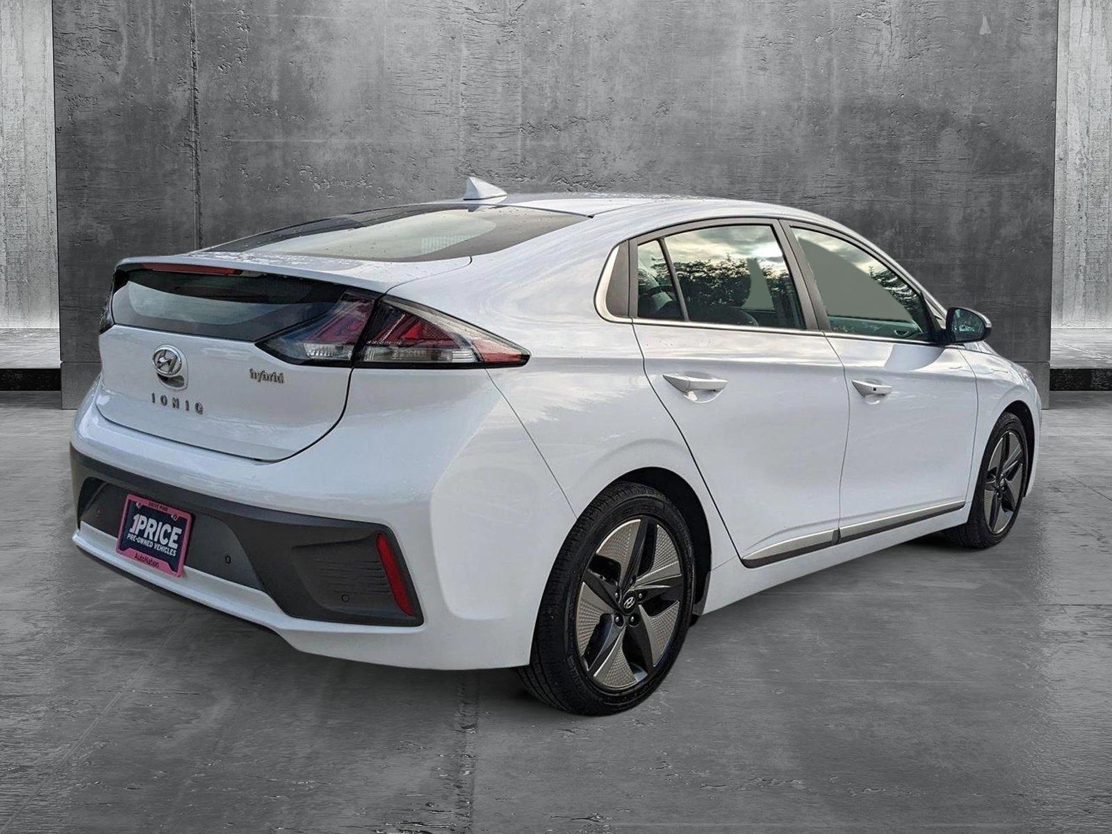 2022 Hyundai IONIQ Hybrid Vehicle Photo in Jacksonville, FL 32256