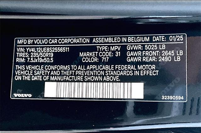 2025 Volvo XC40 Vehicle Photo in Houston, TX 77007