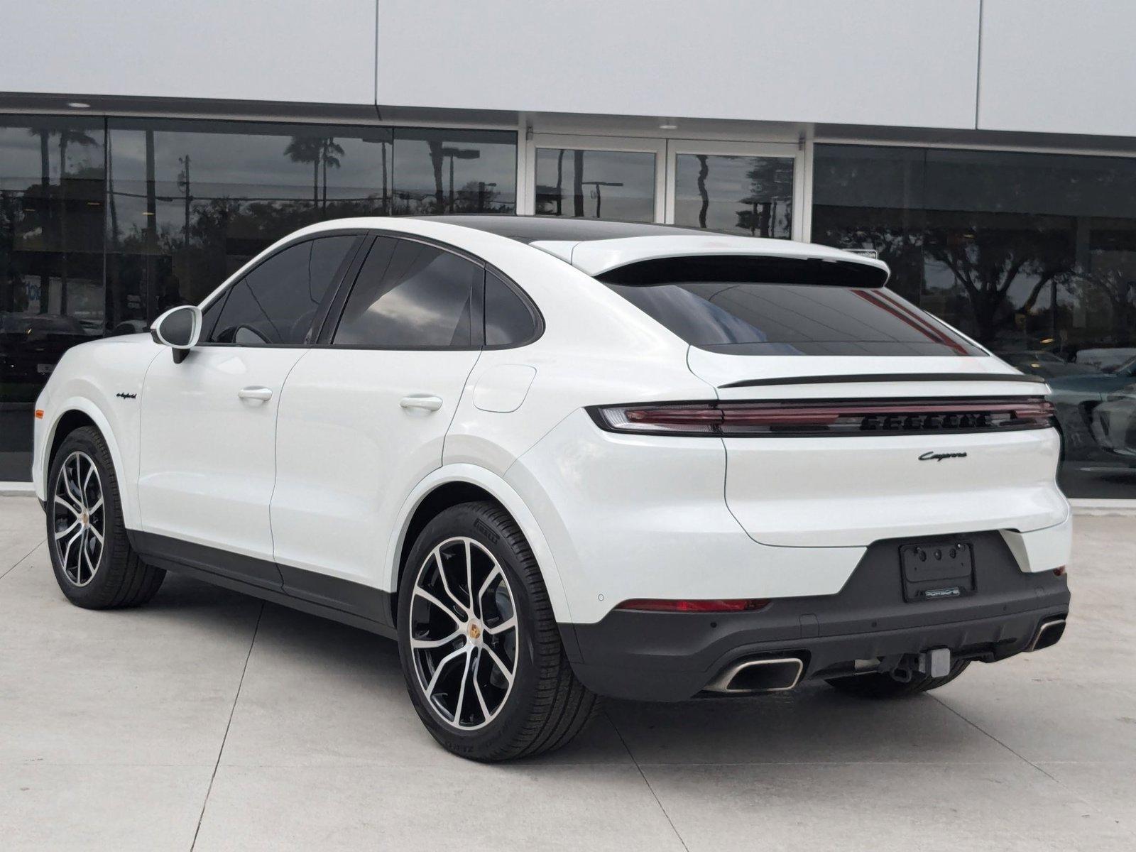 2024 Porsche Cayenne Vehicle Photo in Maitland, FL 32751