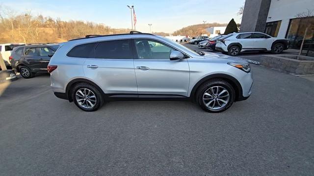 2017 Hyundai SANTA FE Vehicle Photo in Pleasant Hills, PA 15236