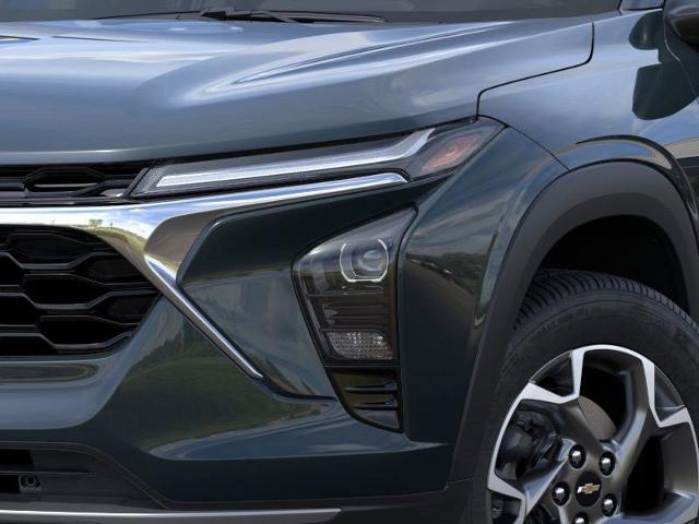 2025 Chevrolet Trax Vehicle Photo in EVERETT, WA 98203-5662