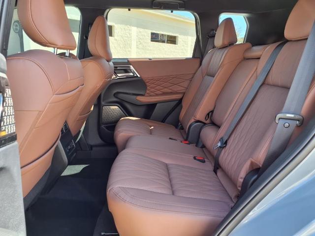 2025 Mitsubishi Outlander Vehicle Photo in Tampa, FL 33612