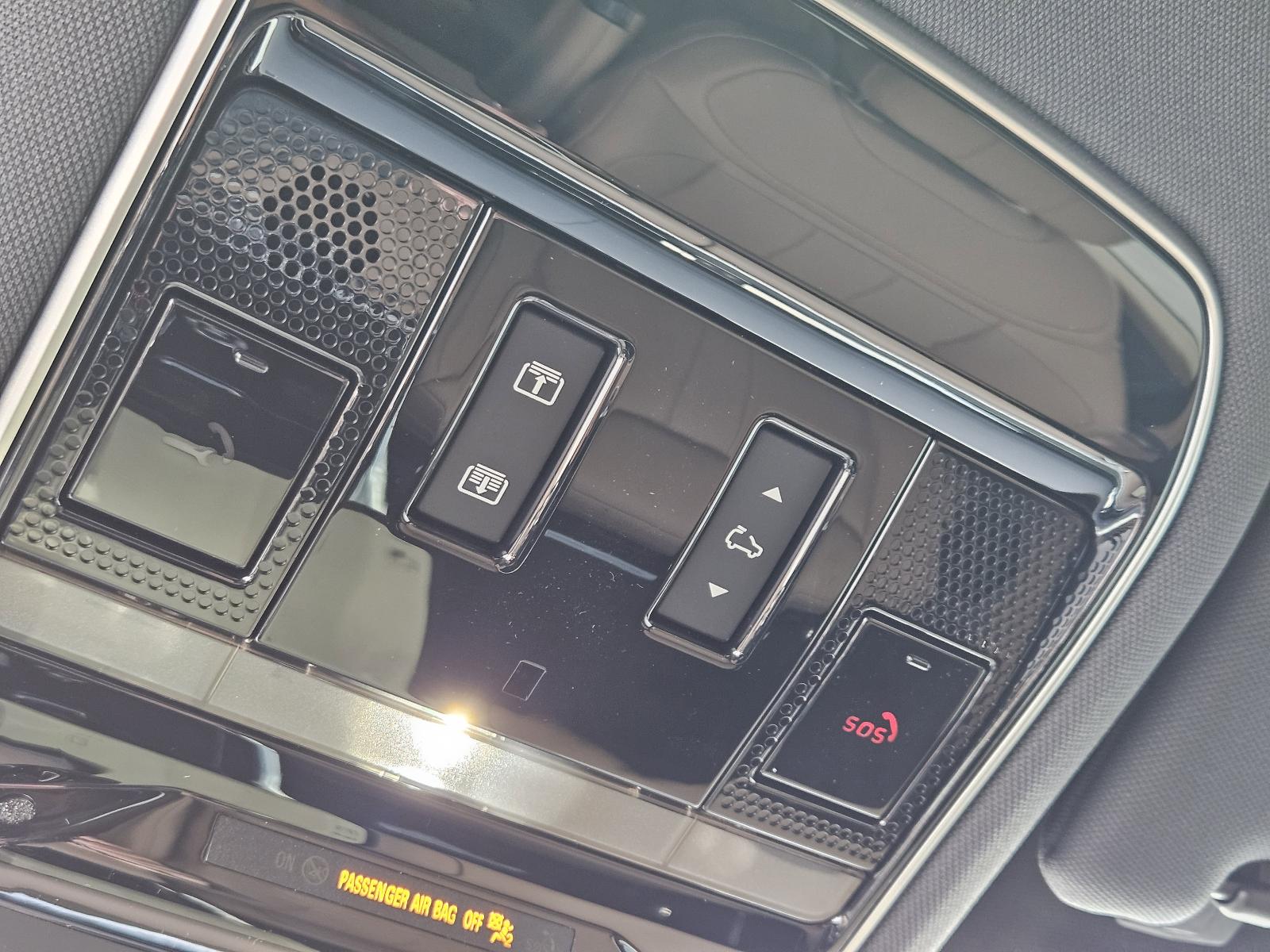 2025 Range Rover Sport Vehicle Photo in AUSTIN, TX 78717
