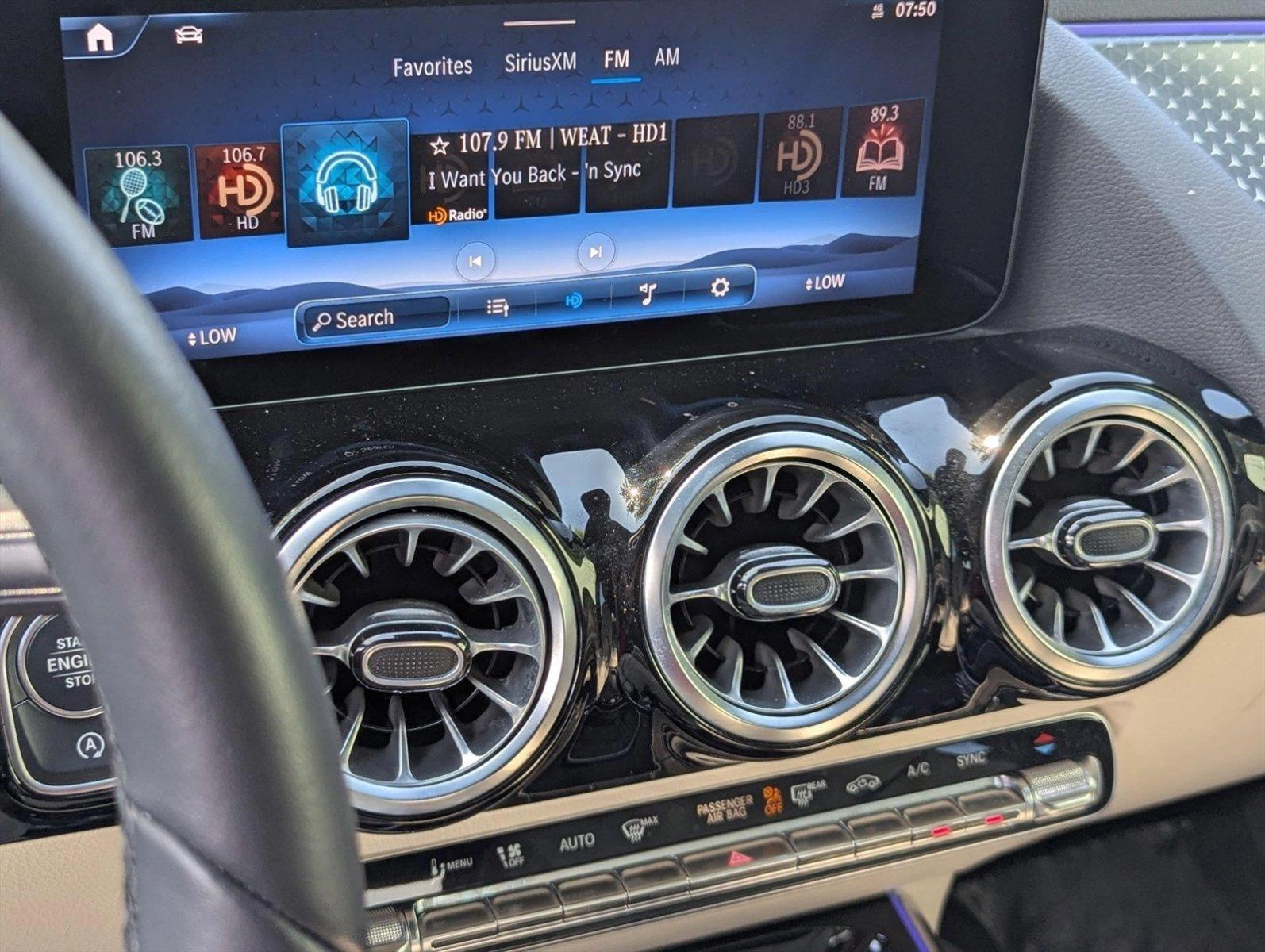 2025 Mercedes-Benz GLA Vehicle Photo in Delray Beach, FL 33444